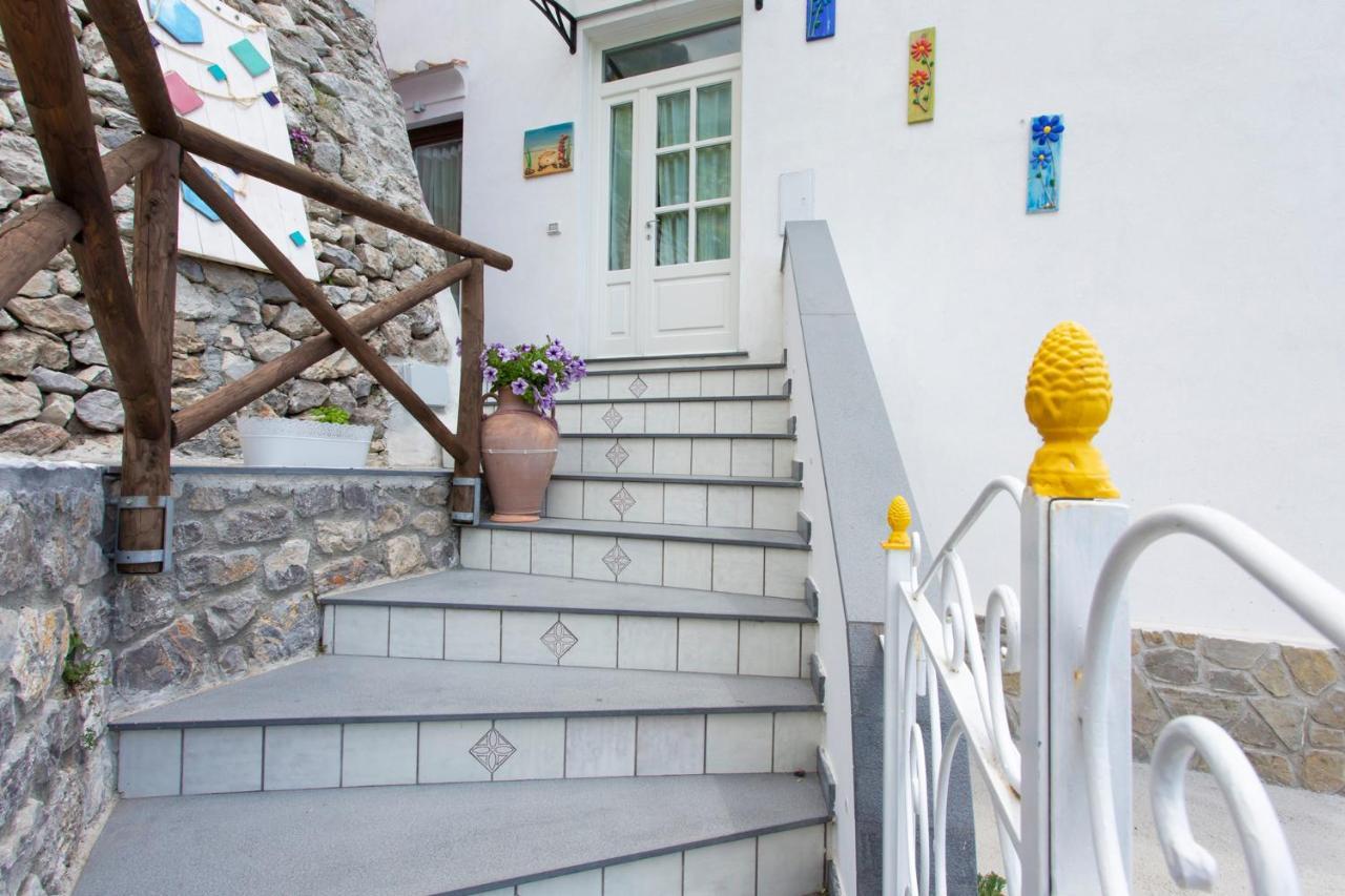 Holidays Perla D'Amalfi Exterior photo