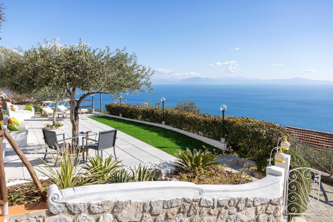 Holidays Perla D'Amalfi Exterior photo