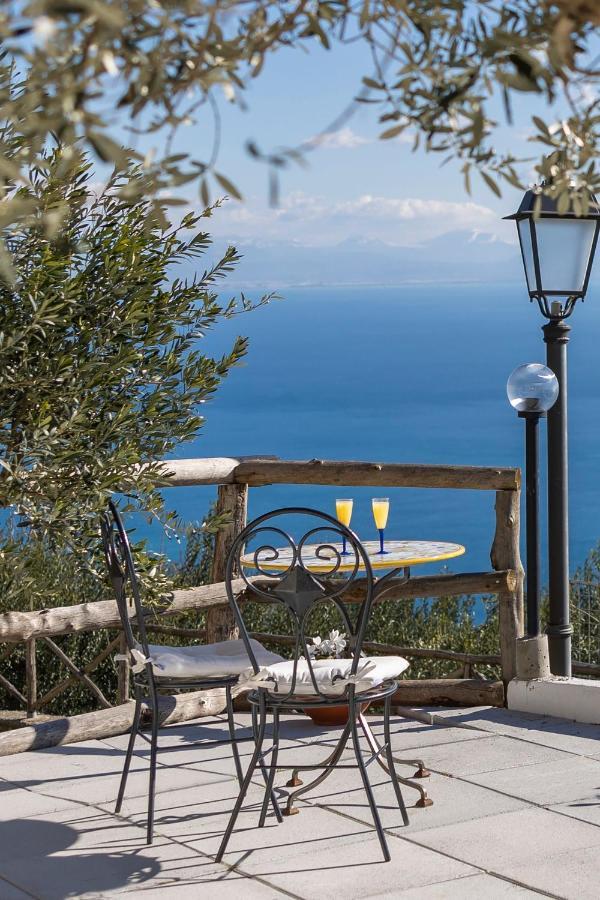 Holidays Perla D'Amalfi Exterior photo