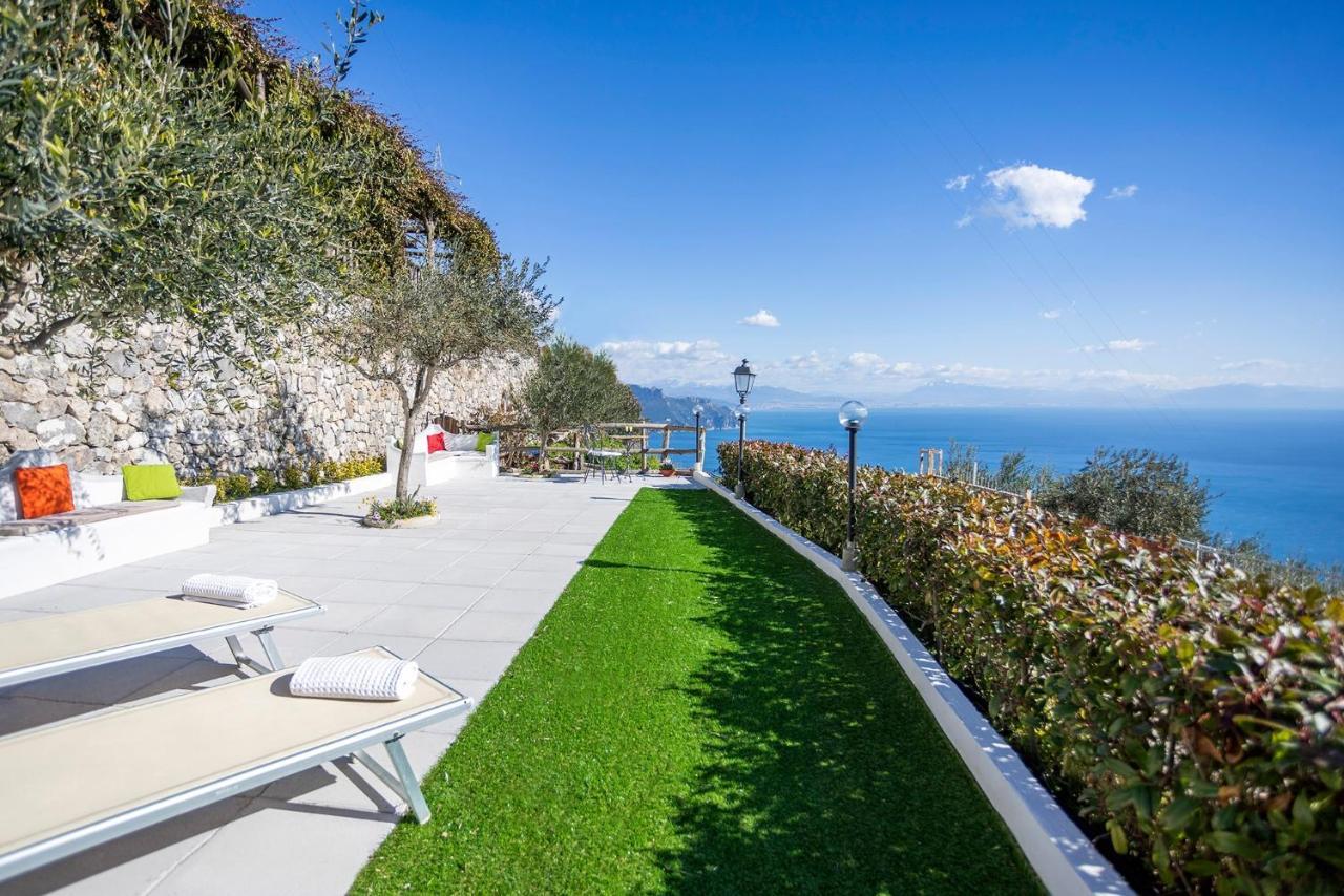 Holidays Perla D'Amalfi Exterior photo
